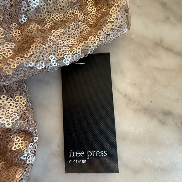 Free Press NWT Gold Sequin Criss Cross Back Mini Cocktail Dress Size xl - Picture 7 of 14